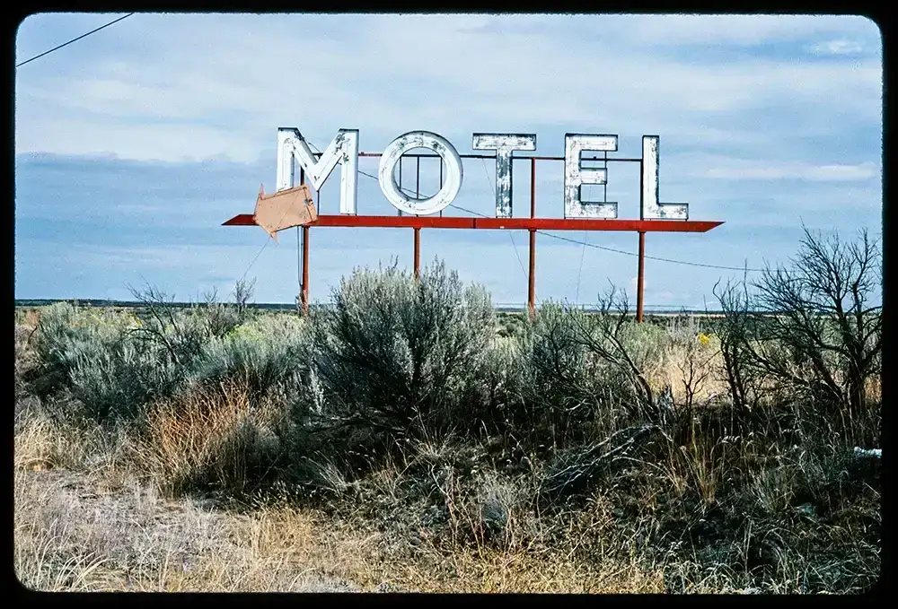 Image of Motel sign, Grand Coulee, Washington