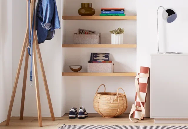 Get Organized: New Wall Shelves