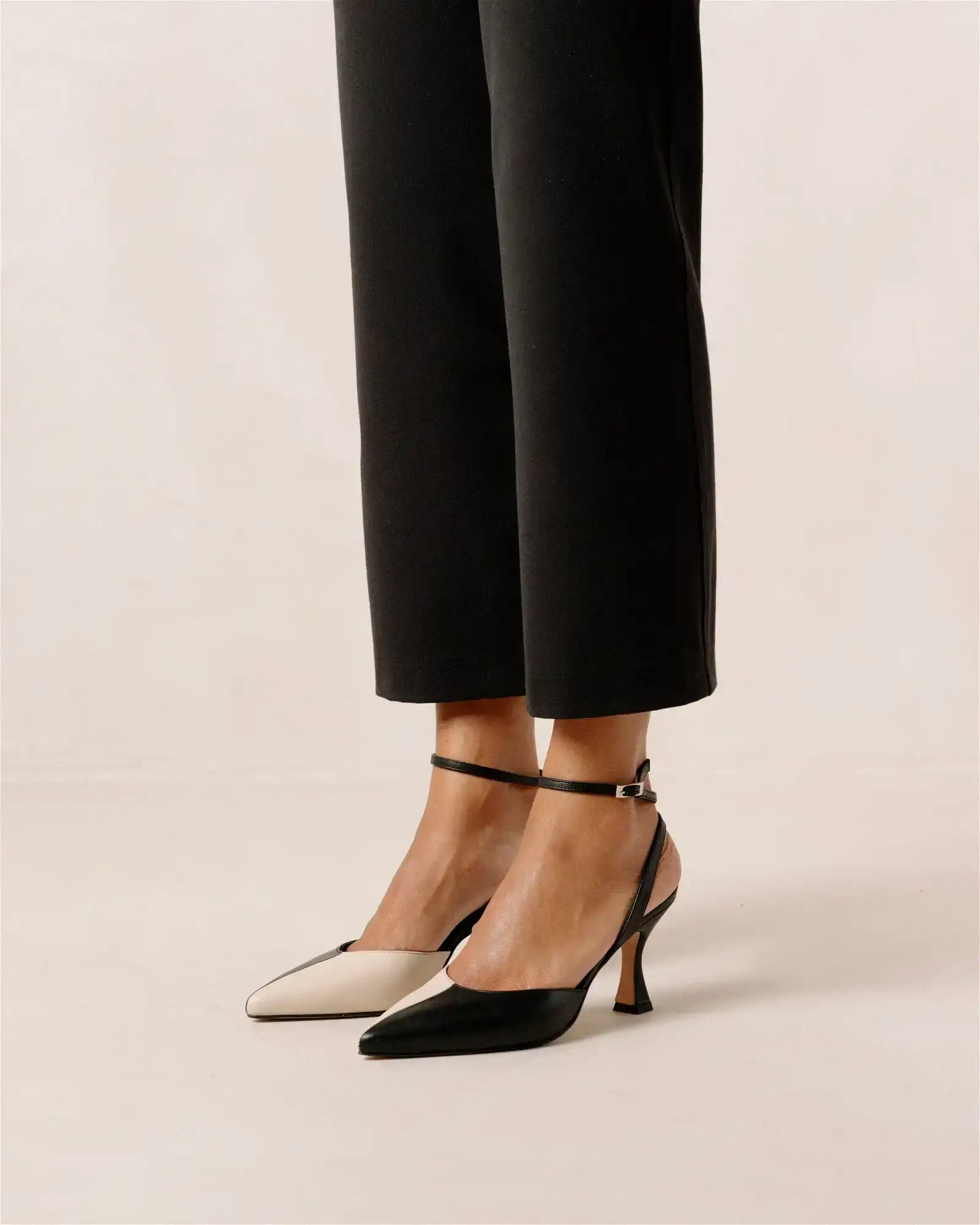 Image of Cinderella Bicolor Black Cream Leather Pumps