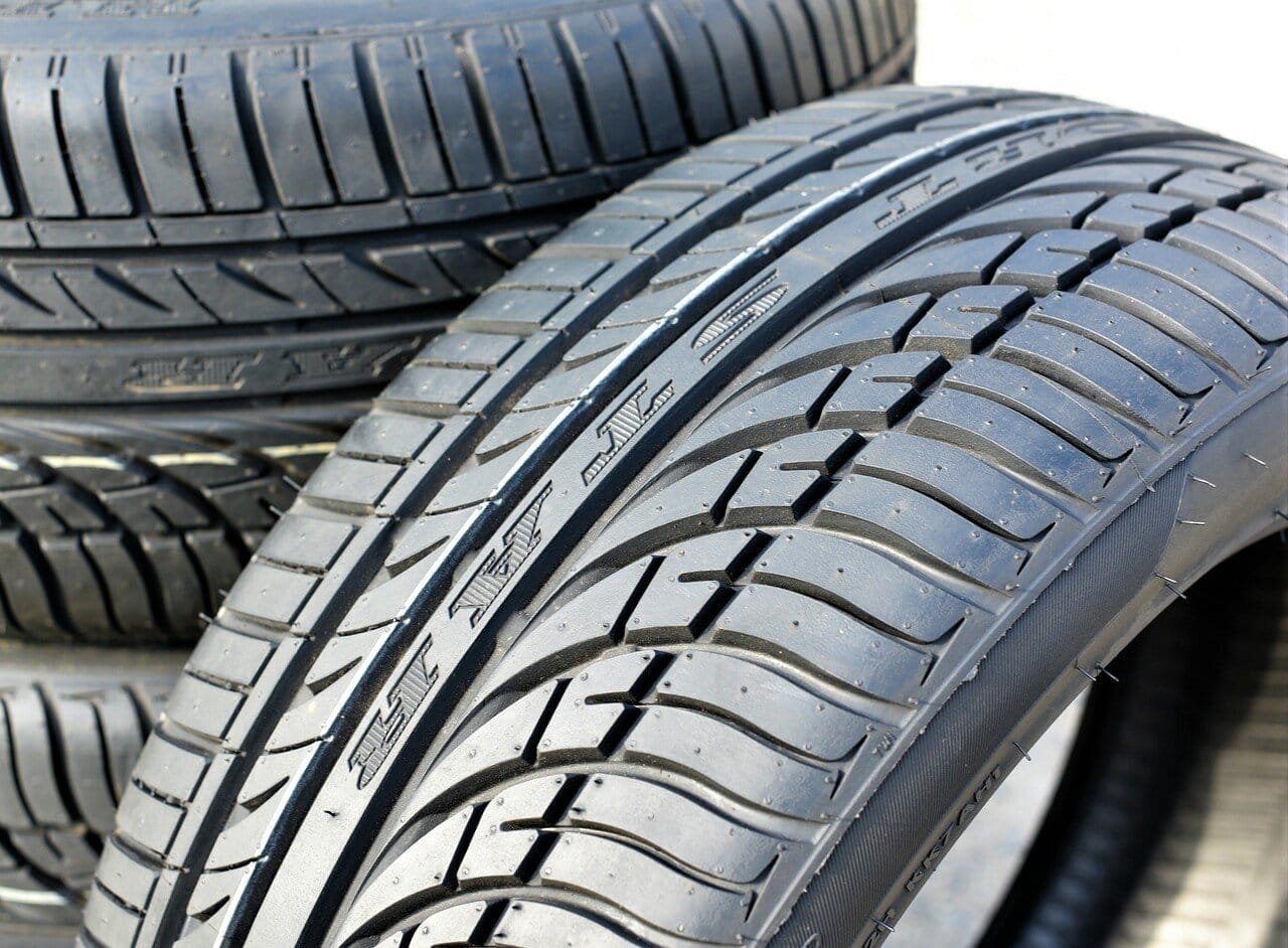 Image of Fullway HP108 215/55R17 ZR 98W XL AS A/S All Season Tire