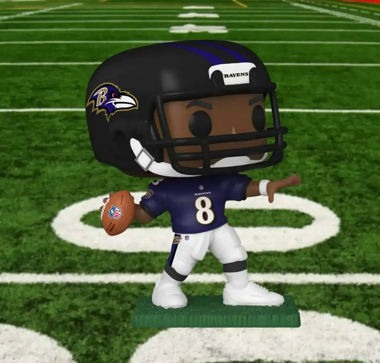 Image of NFL Ravens Funko Pop! Lamar Jackson (with Helmet) #146
