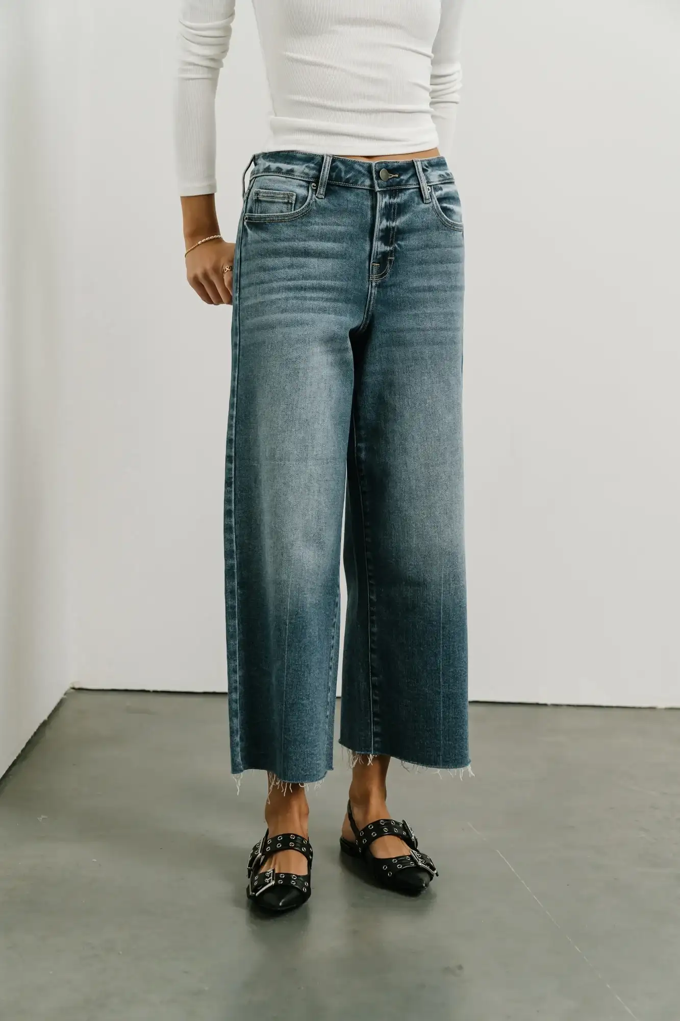 Image of Colette Wide Leg Jeans in Medium Wash