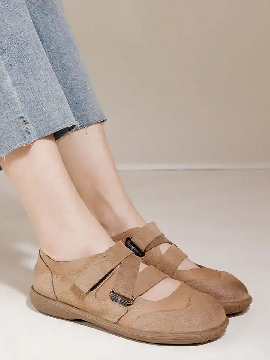 Leather Spliced Low-Heel Shoes