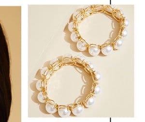 Oversized Faux Pearl Bracelet Set