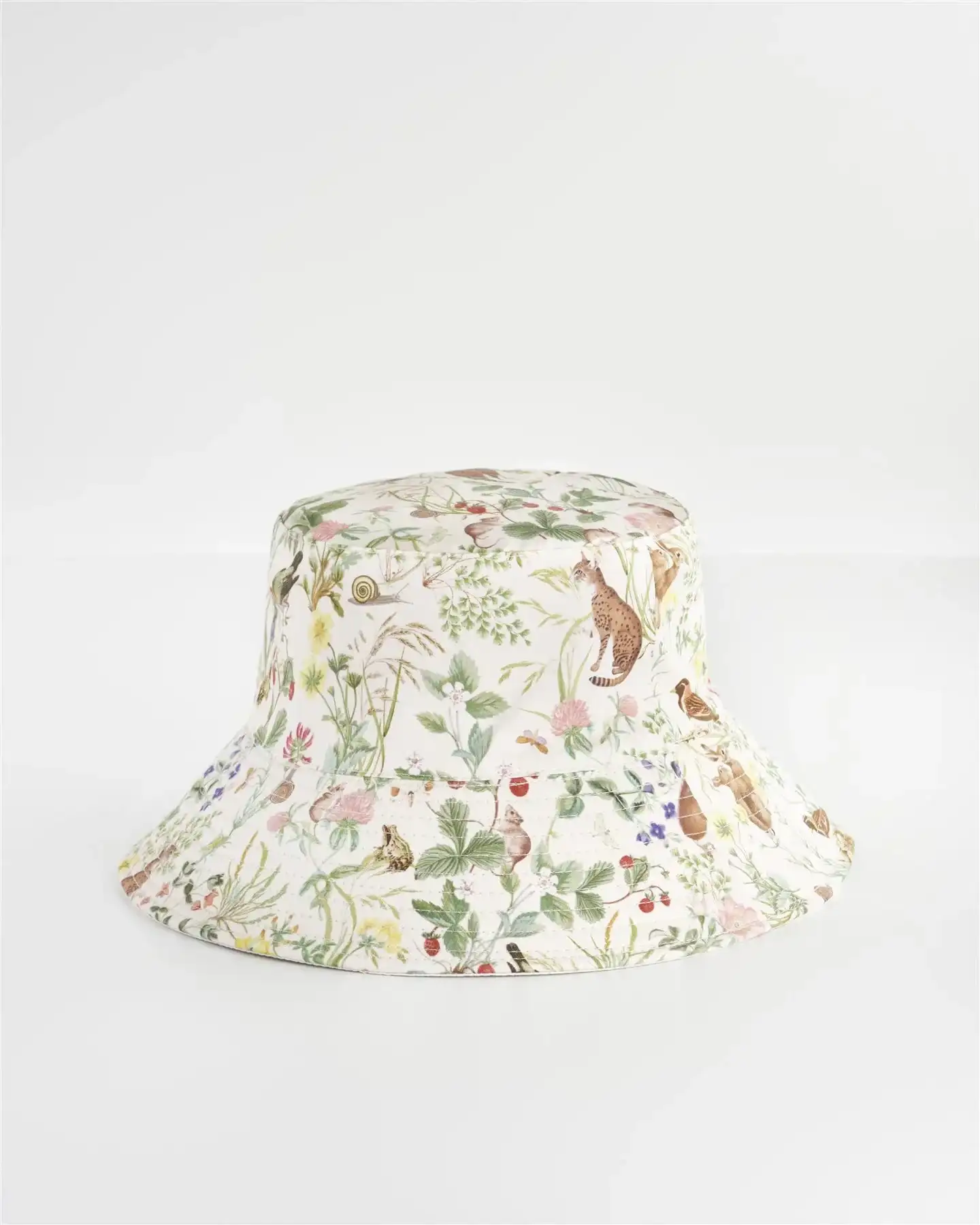 Image of Meadow Creatures Marshmellow Bucket Hat