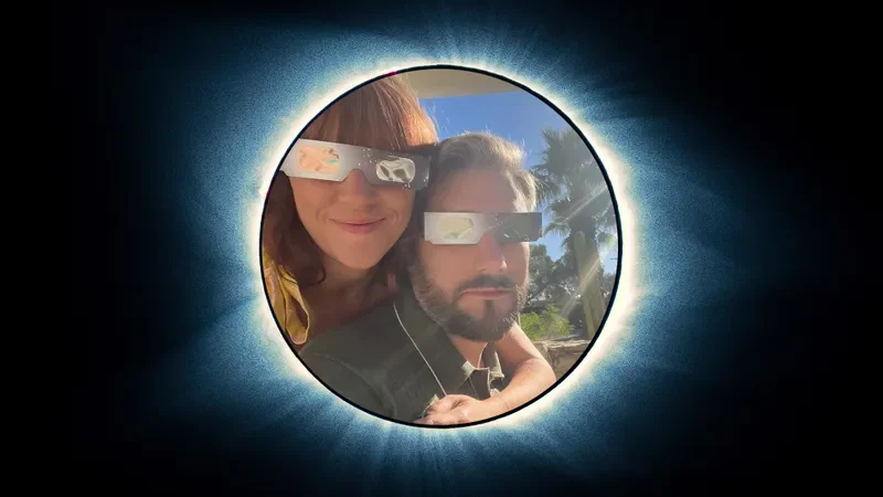 The \\$5 Solar Eclipse Glasses You Should Order From Amazon, Stat