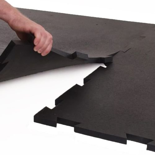 hand lifting interlocking mats