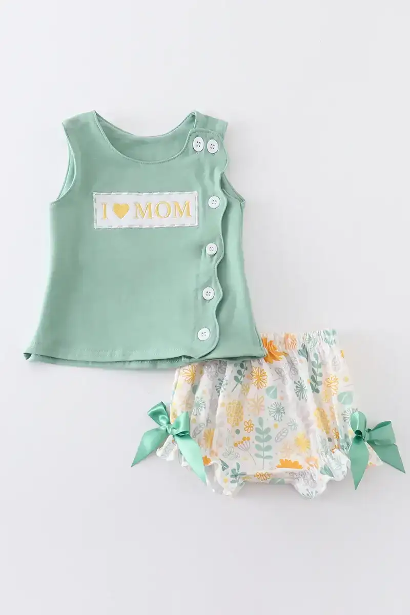 sage-floral-print-i-love-mom-embroidery-baby-set