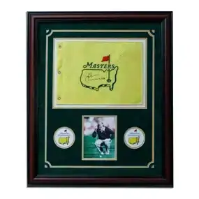 Jack Nicklaus Signed Master's golf flag inscribed with the years he won the Masters
