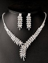 Silvery White Rhinestone Designt Earrings and Necklace