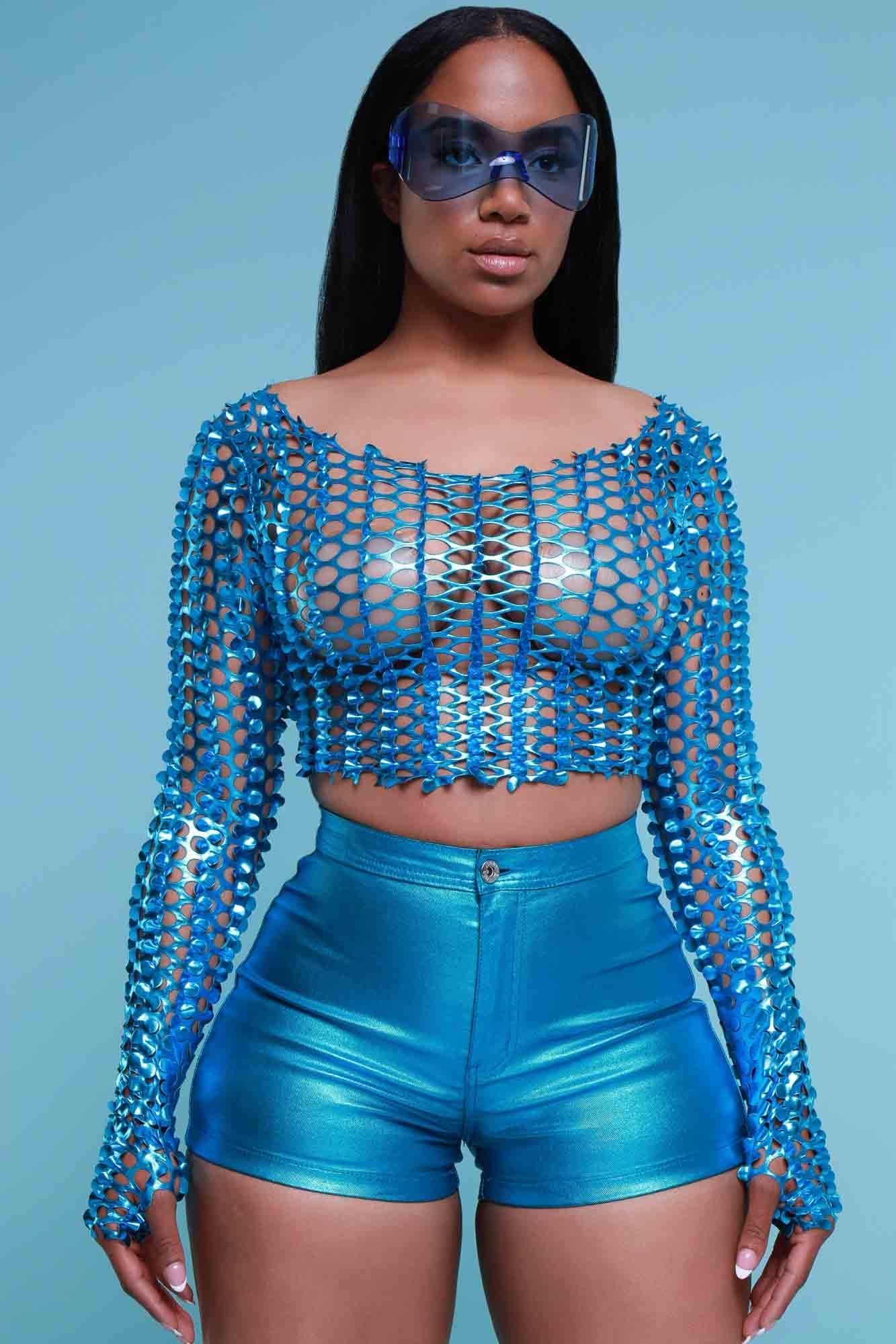 Image of Watch Out Metallic Cut Out Crop Top - Blue