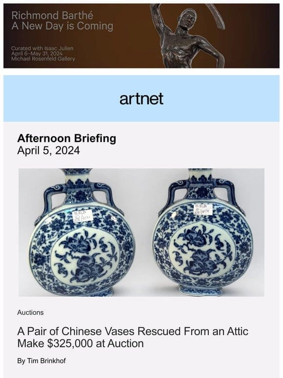 Chinese Vases Found in Attic Fetch $325，000