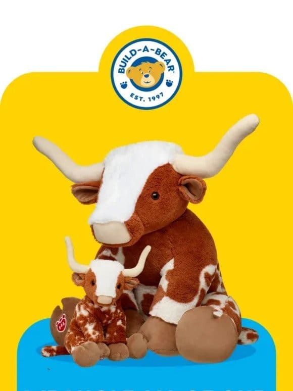 NEW Giant Highland Cow Now in Stores!
